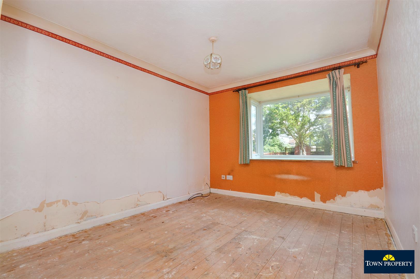 Property Details for Wordsworth Drive Eastbourne BN23 7SW Town